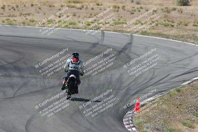 media/Apr-20-2025-AHRMA (Sun) [[393a79c373]]/Race/Group 2/Turn 4b/